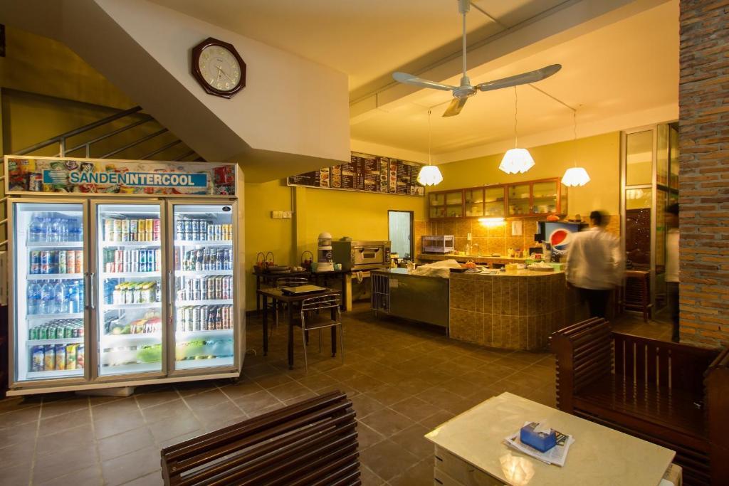 Sakal Guesthouse Restaurant & Bar Σίχανουκβιλ Εξωτερικό φωτογραφία